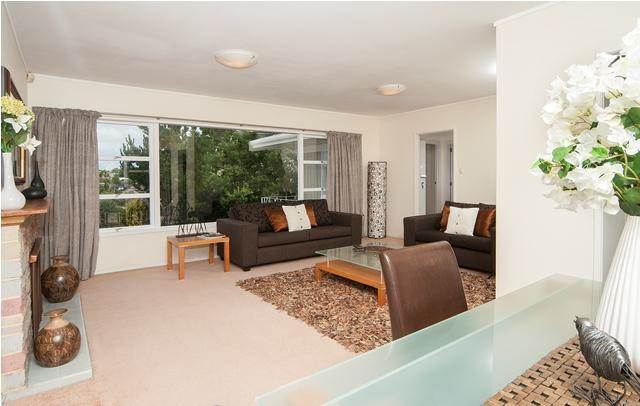 66 Sunnynook Road, Sunnynook, Auckland - North Shore, 3 chambres, 1 salles de bain