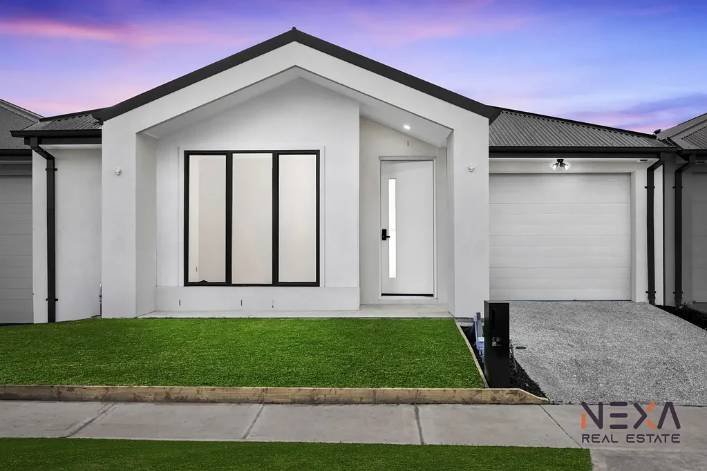 Mickleham 4침실 BRAND NEW 4-BEDROOM IN MERRIFIELD ESTATE