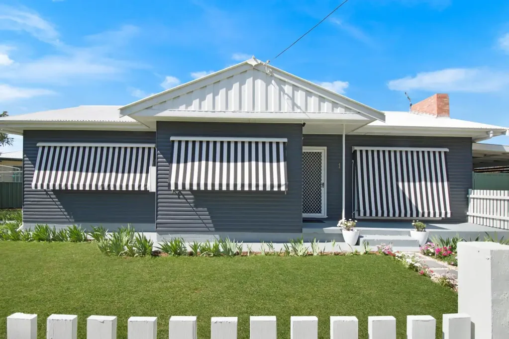 SPACIOUS & STYLISH 4 BEDROOM HOME