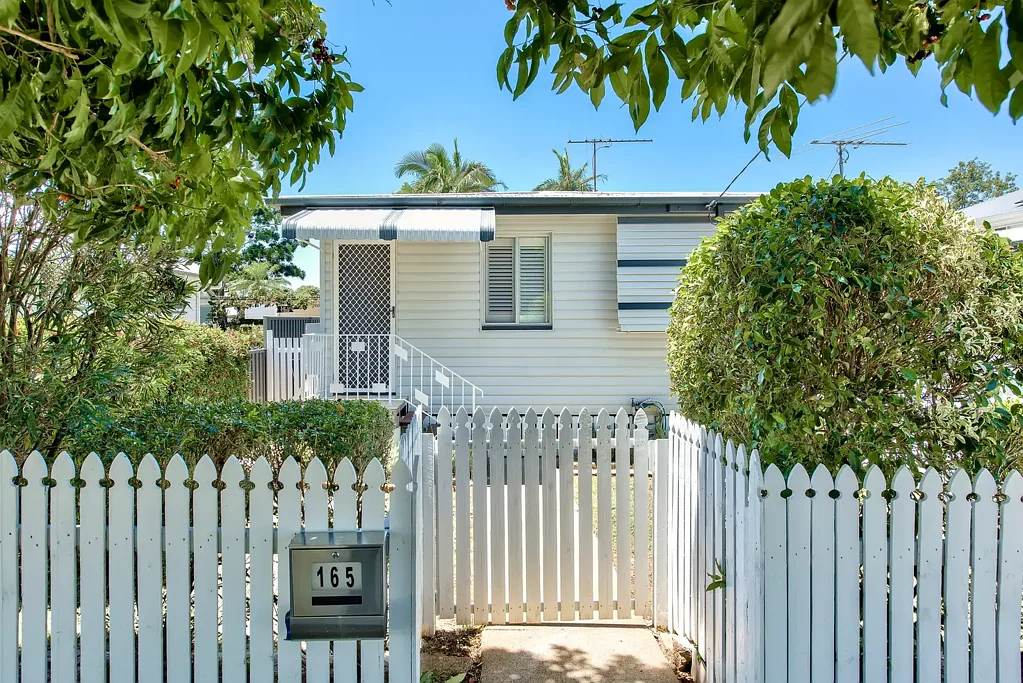 165 Glen Holm Street, Mitchelton, QLD 4053