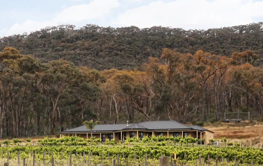 Heathcote 3બેડરૂમ TURN-KEY VINEYARD - READY FOR YOUR VISION