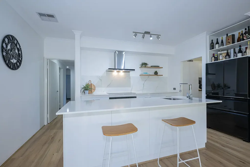 Greenmount 4chambre 282m2 of living - 580m2 lot including driveway
