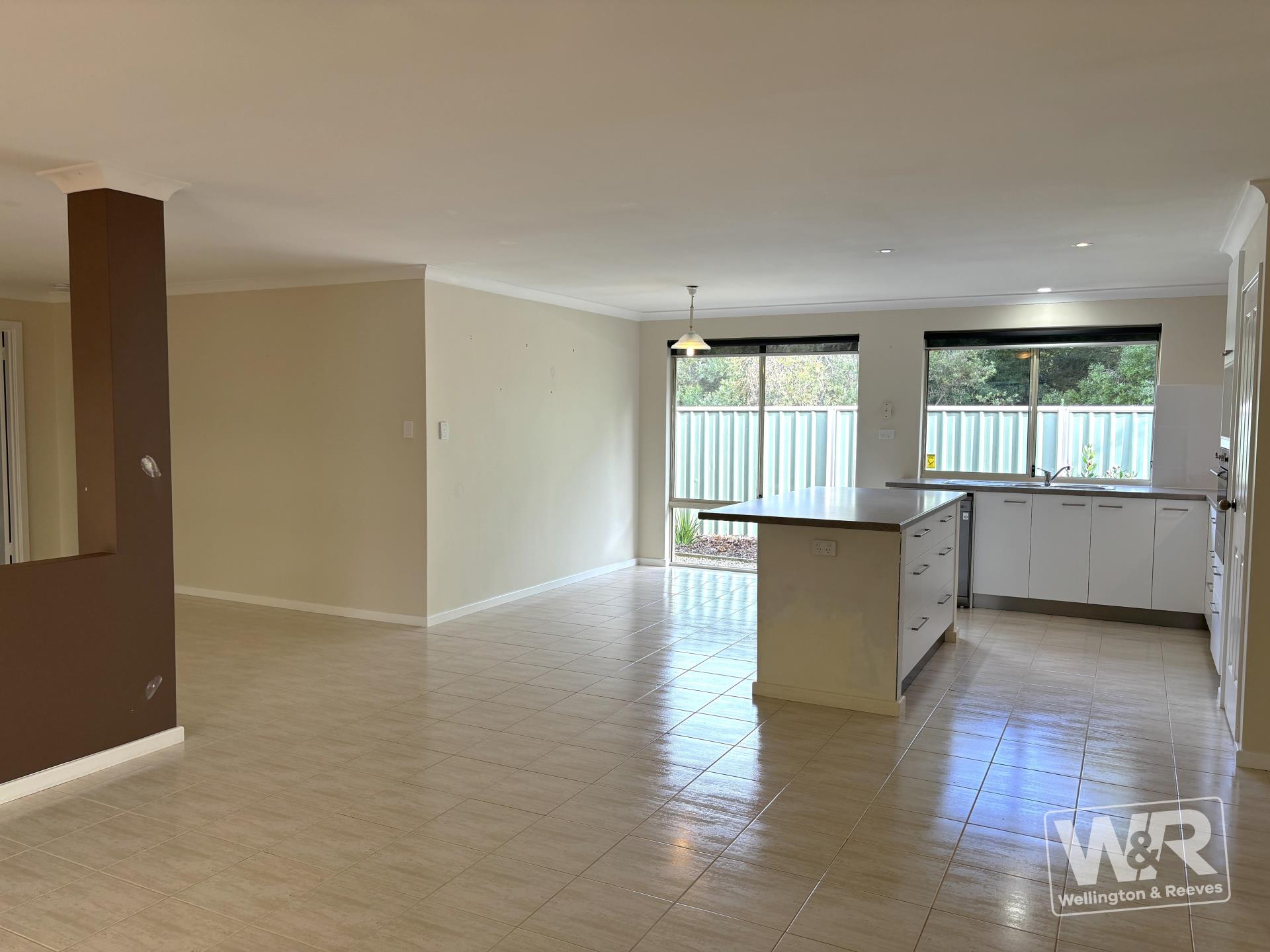 40B ARDROSS CR, COLLINGWOOD PARK WA 6330, 0部屋, 0バスルーム, House