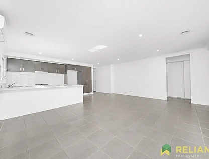 83 Toolern Waters Drive, Weir Views, VIC 3338, 4 chambres, 2 salles de bain, House