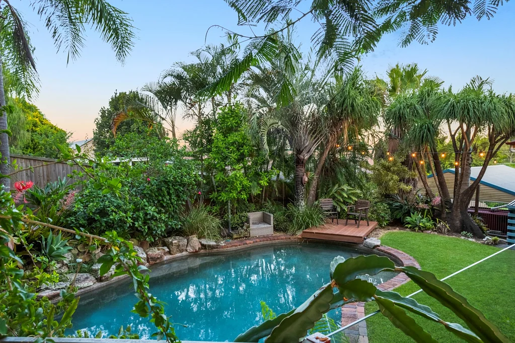 8 Macgregor Street, Woodend, QLD 4305