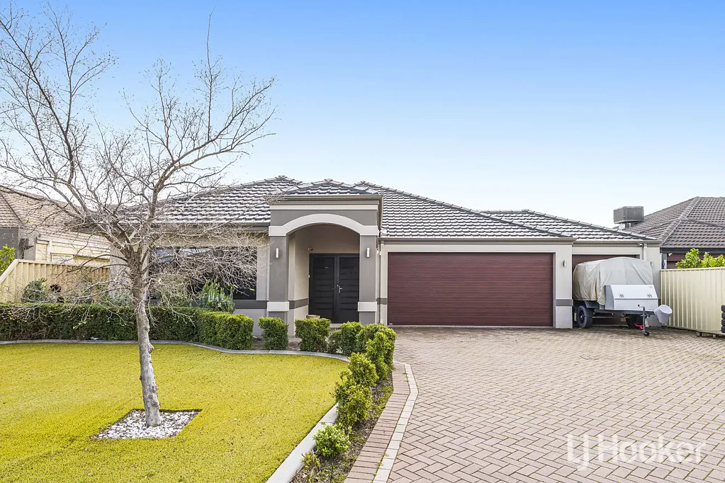 Southern River 4Moenga Grand Living in Prestigious Bletchley Park