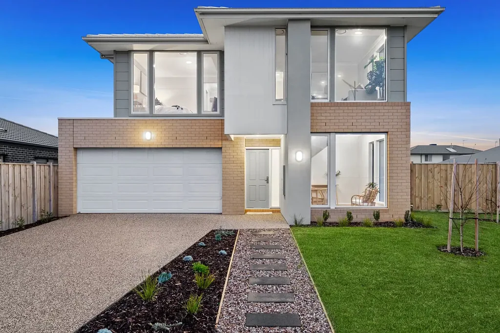 Armstrong Creek 4ਬੈੱਡਰੂਮ Brand new family home overlooking parkland!