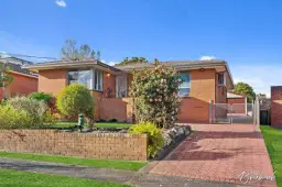 3 LALOKI ST, Seven Hills