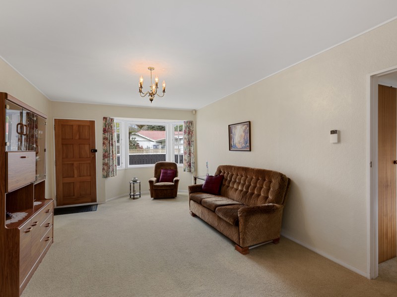 53 Ludlam Crescent, Woburn, Lower Hutt, 1 Bedrooms, 1 Bathrooms