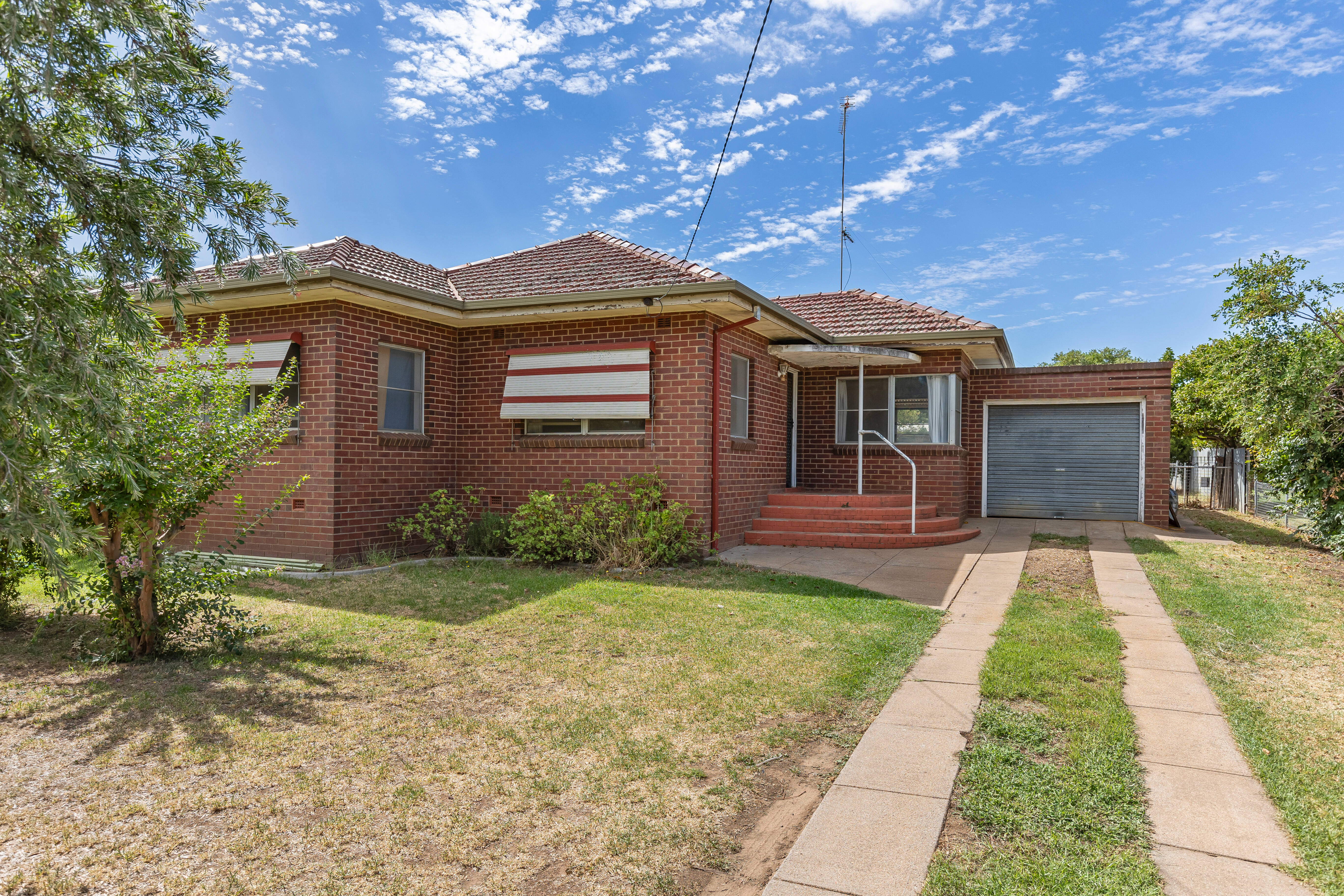 72 MAIN ST, JUNEE NSW 2663, 0 habitaciones, 0 baños, House