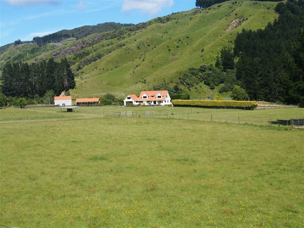 156 Akatarawa Road, Waikanae, Kapiti Coast, 5 રૂમ, 3 બાથરૂમ