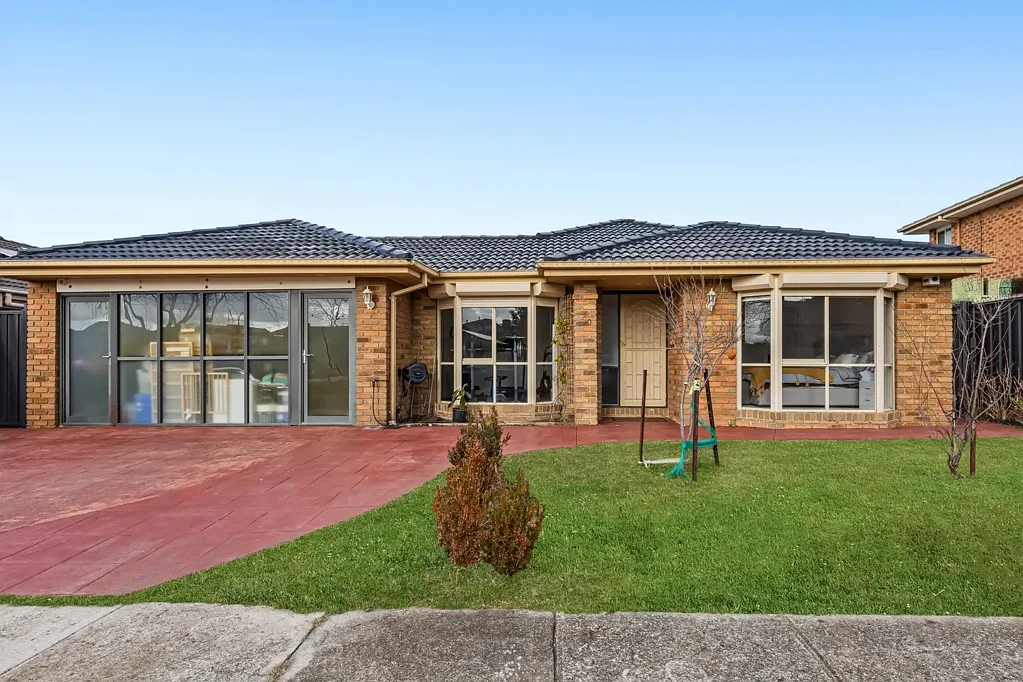 50 Mckenzie Crescent, Roxburgh Park, VIC 3064