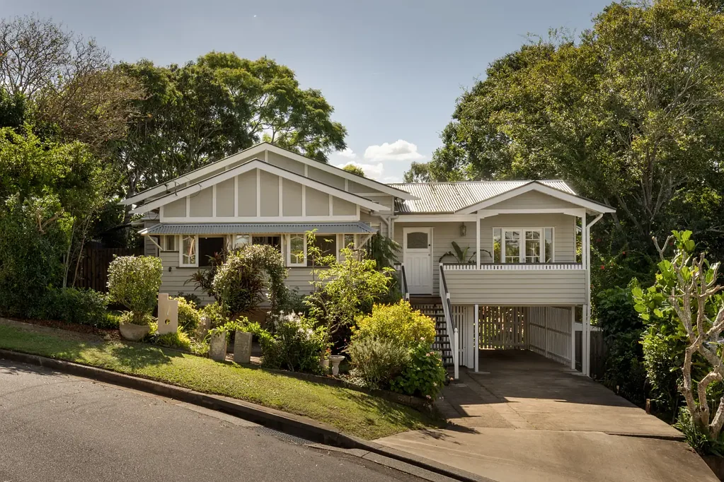 36 Corona Avenue, Ashgrove, QLD 4060