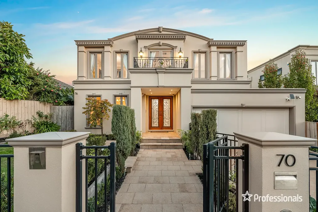 70 Rowen Street, Glen Iris, VIC 3146