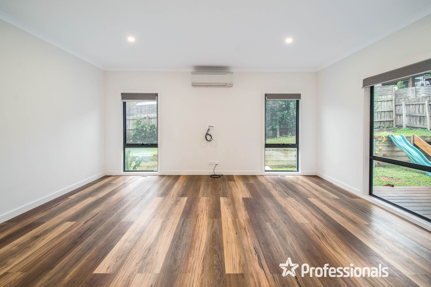 26A COOLABAH ST, MOOROOLBARK VIC 3138, 0 chambres, 0 salles de bain, Townhouse