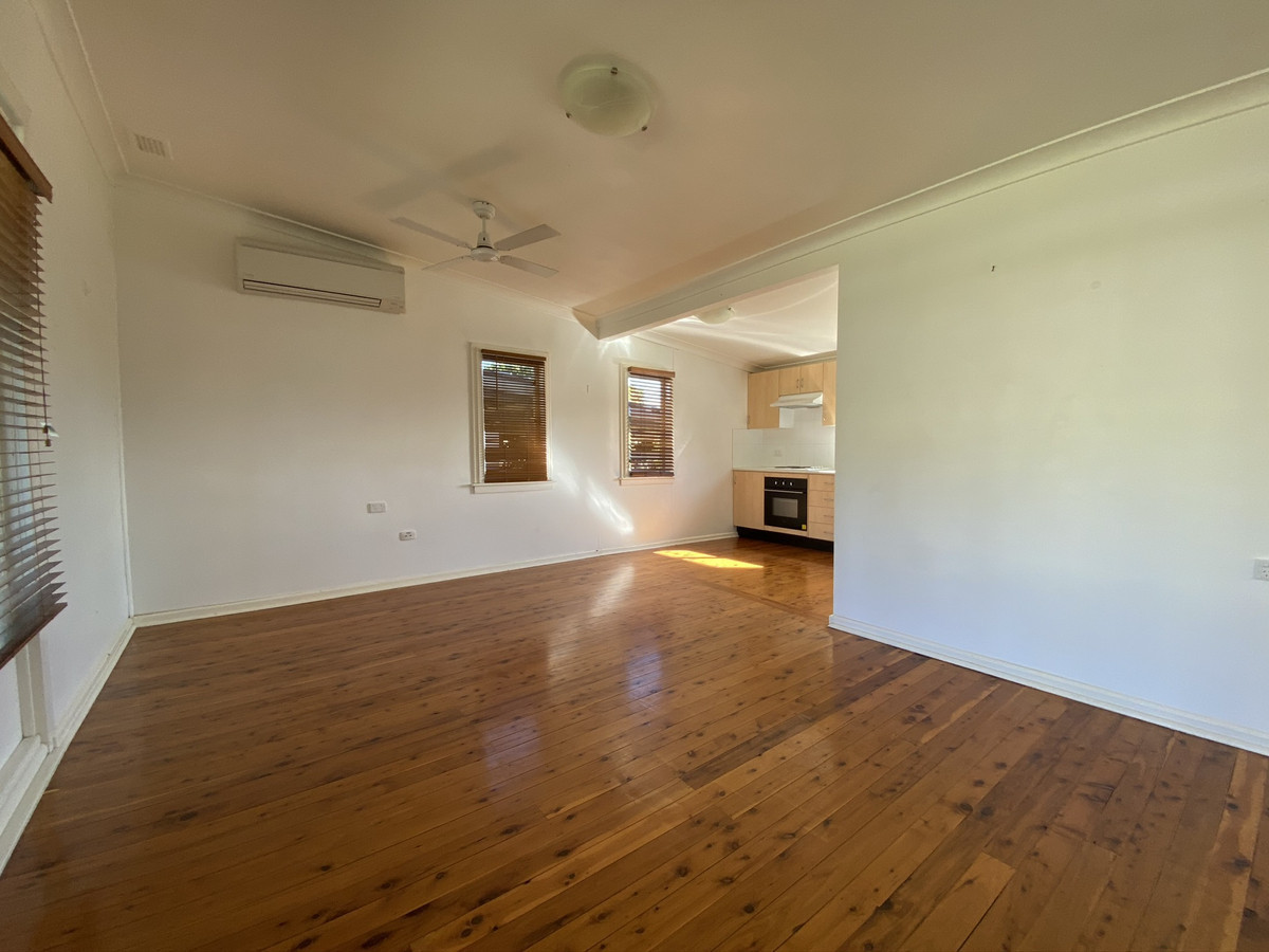 34 MARION ST, GUNNEDAH NSW 2380, 0房, 0浴, House