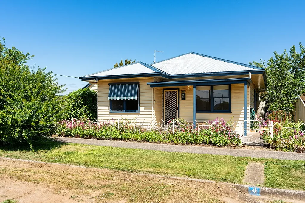 4 Reed Street, Creswick, VIC 3363