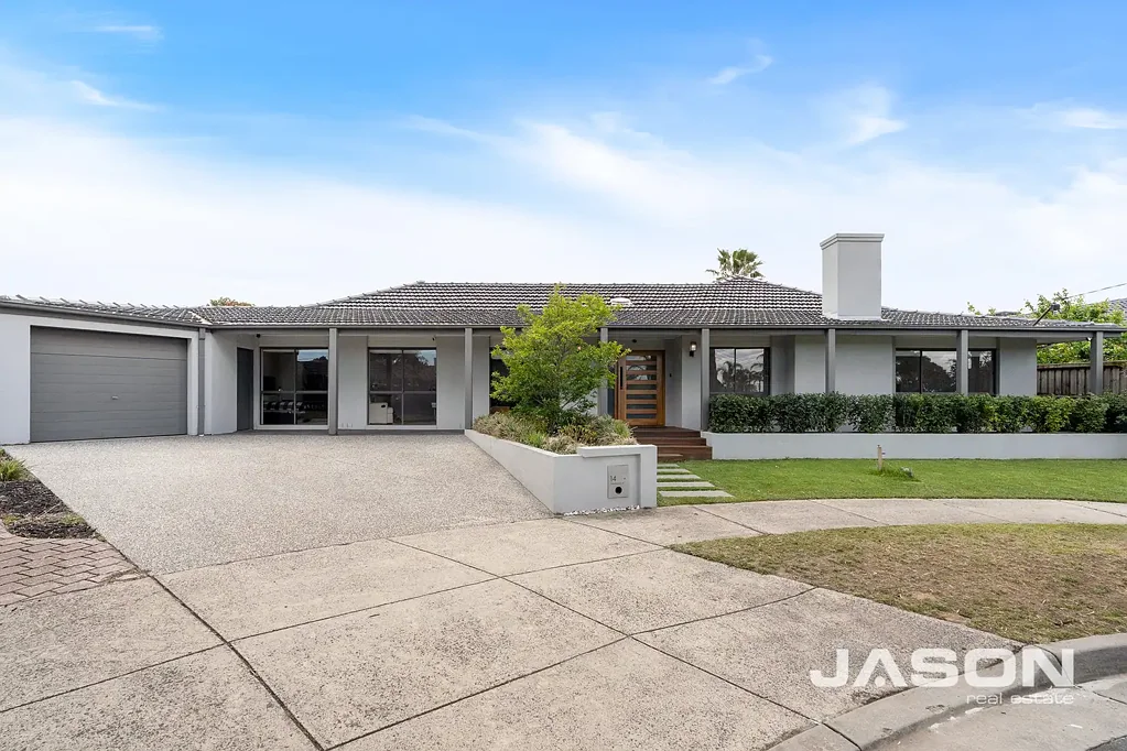 Greenvale 4chambre Stylish Family Living in Prime Greenvale Location