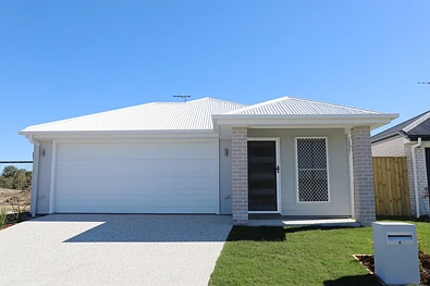 Labas ng Bahay - Address Withheld, Burpengary, QLD 4505