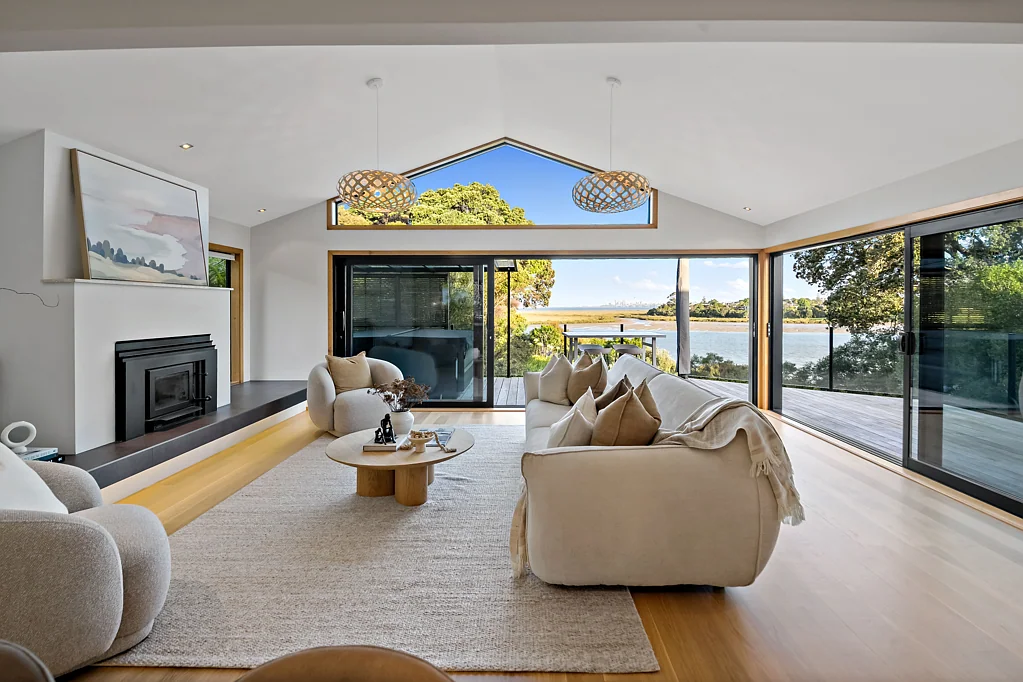 163 West Harbour Drive, West Harbour, Waitakere City, Auckland
