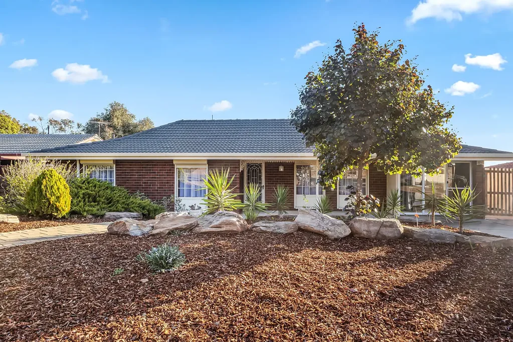 16 Rhodes Court, Hillbank, SA 5112