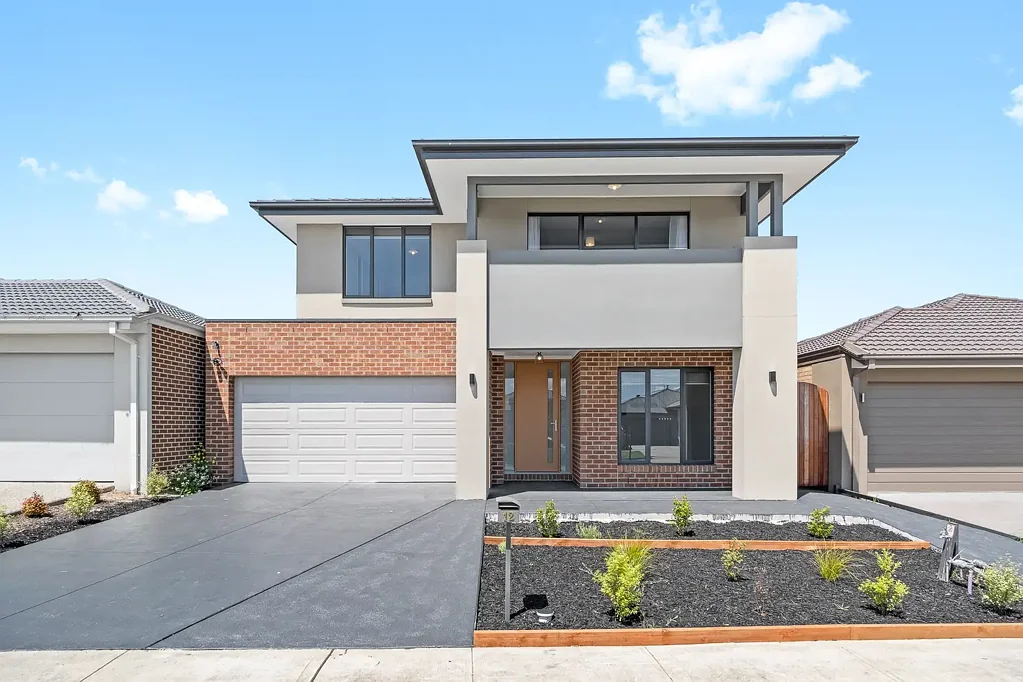 Magnificent Grand Home in Cranbourne East