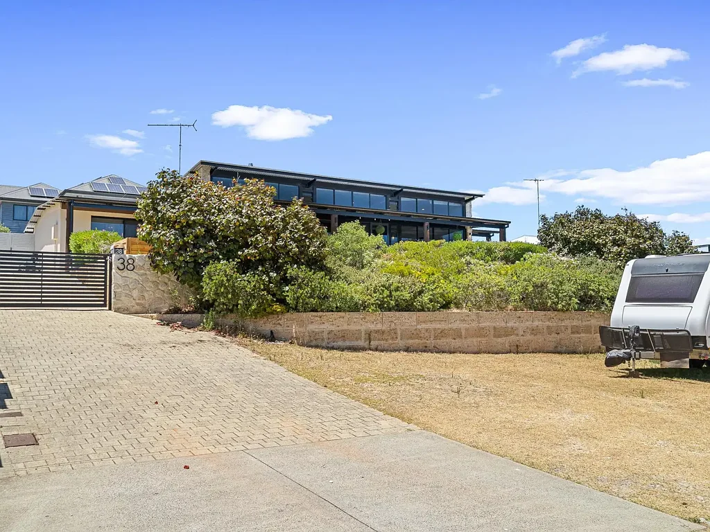 38 Belinda Loop, Dawesville, WA 6211
