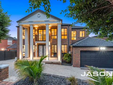 Craigieburn 4 Bedroom "Crafted to Last: A Solid Build of Elegance and Luxury"
