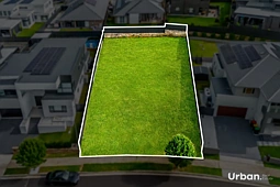 179 Bradley Street, Glenmore Park