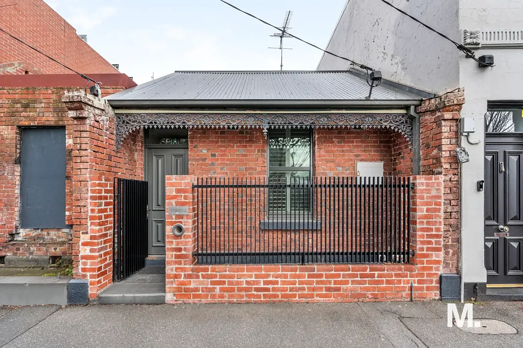 North Melbourne 2ਬੈੱਡਰੂਮ KEEPING IT REAL ON PEEL.