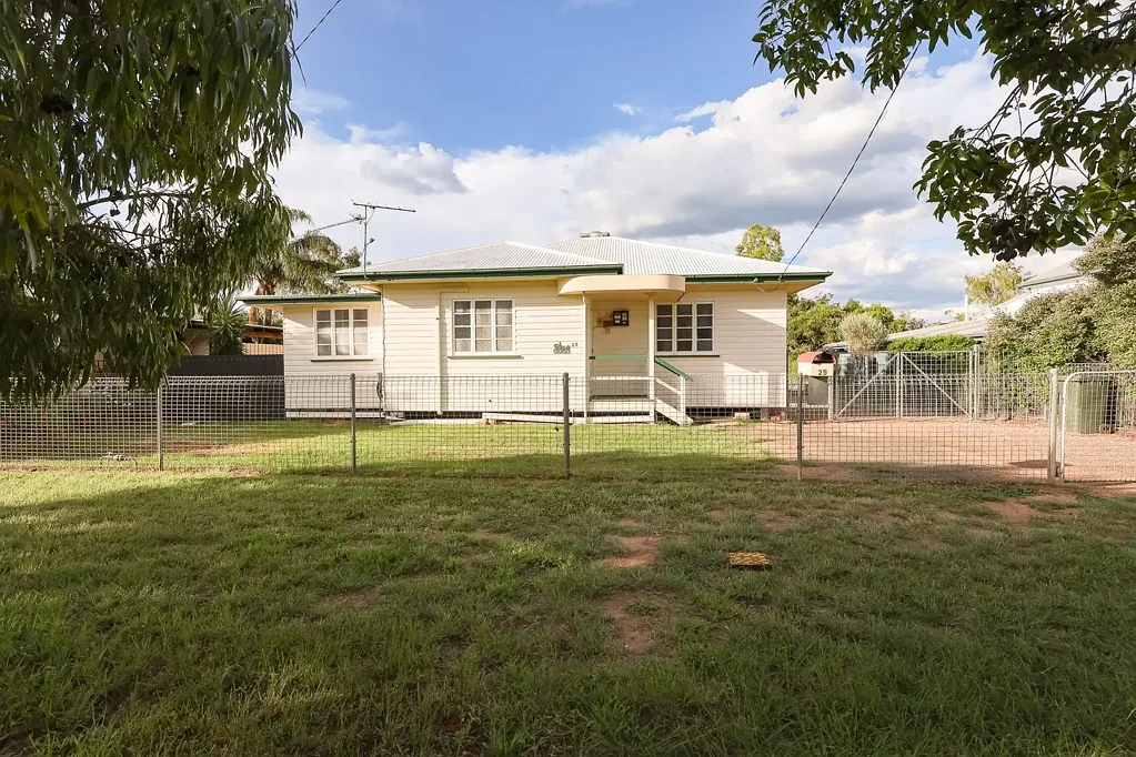 25 Conlan Street, Roma, QLD 4455