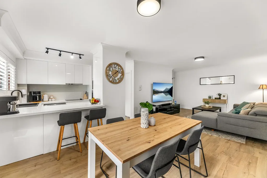 17/28 Leonay Street, Sutherland, NSW 2232