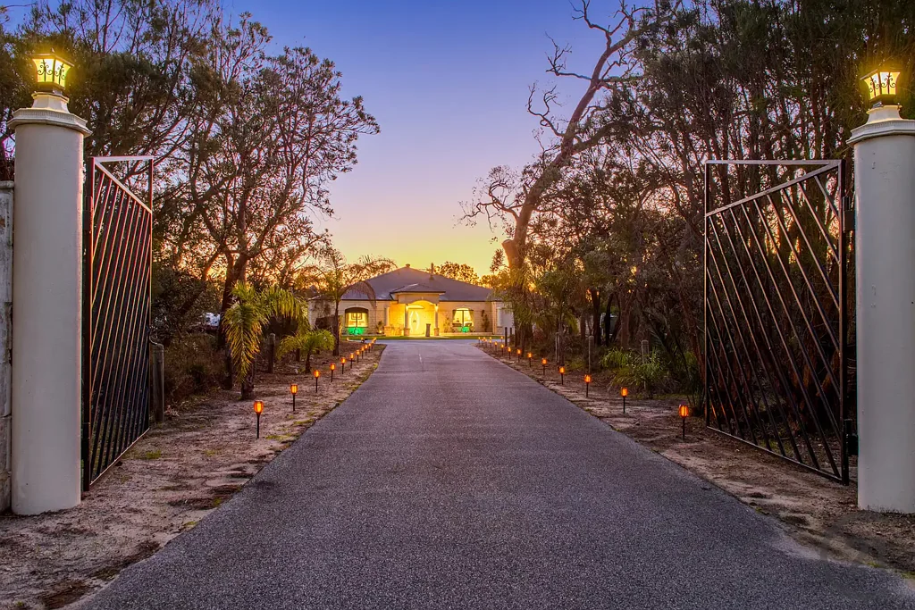 Wellard 5 Bedroom Where Space, Elegance, and Versatility Converge