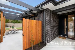 2/1016 Ligar Street, Ballarat North