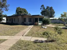 16 Gem Street, Lightning Ridge