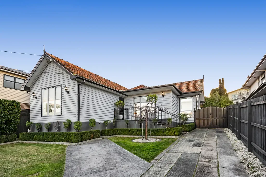 27 Falcon Road, Macleod, VIC 3085