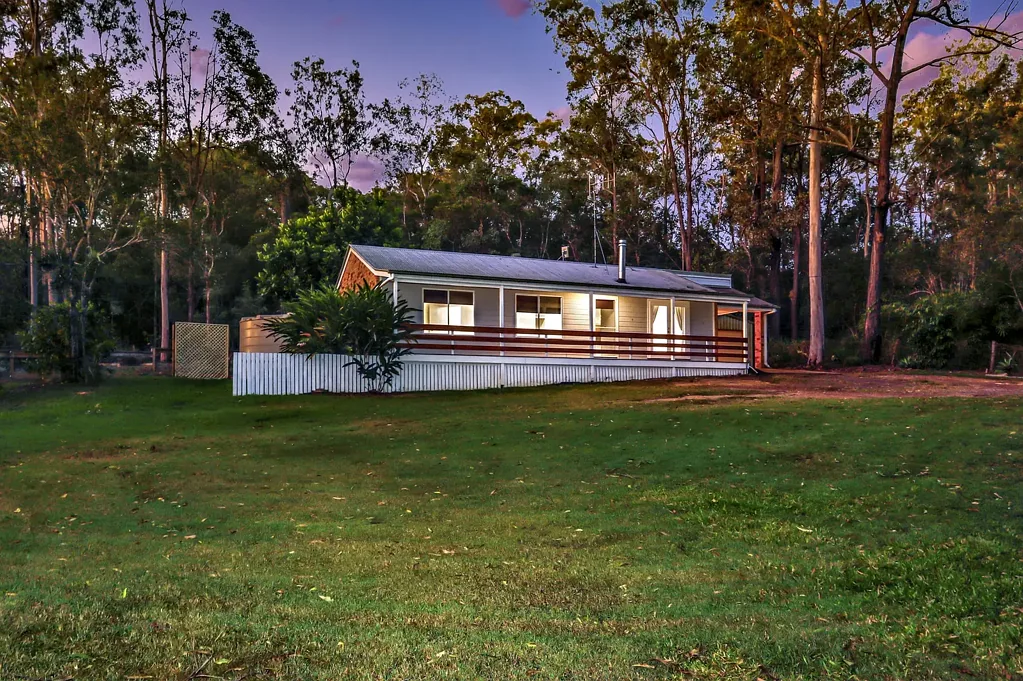 11 Commodore Drive, South Bingera, QLD 4670