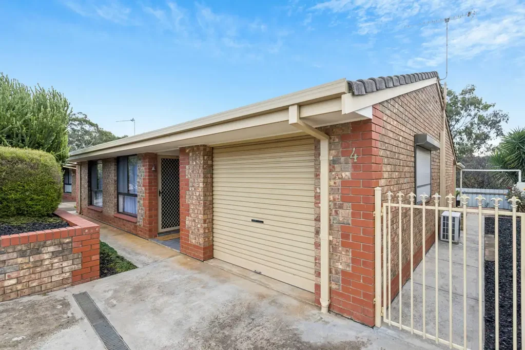 Athelstone 2房  Peaceful Foothills Living - Perfect to Move Straight In & Enjoy
