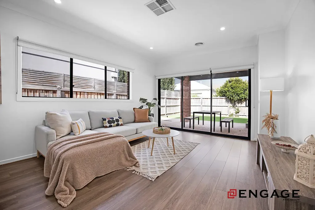 Werribee 4Zimmer Modern Family Living in the Heart of Harpley, the Perfect Blend of Comfort, Style & Location.