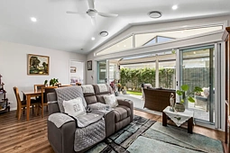 333/60 Watt Street, Lara