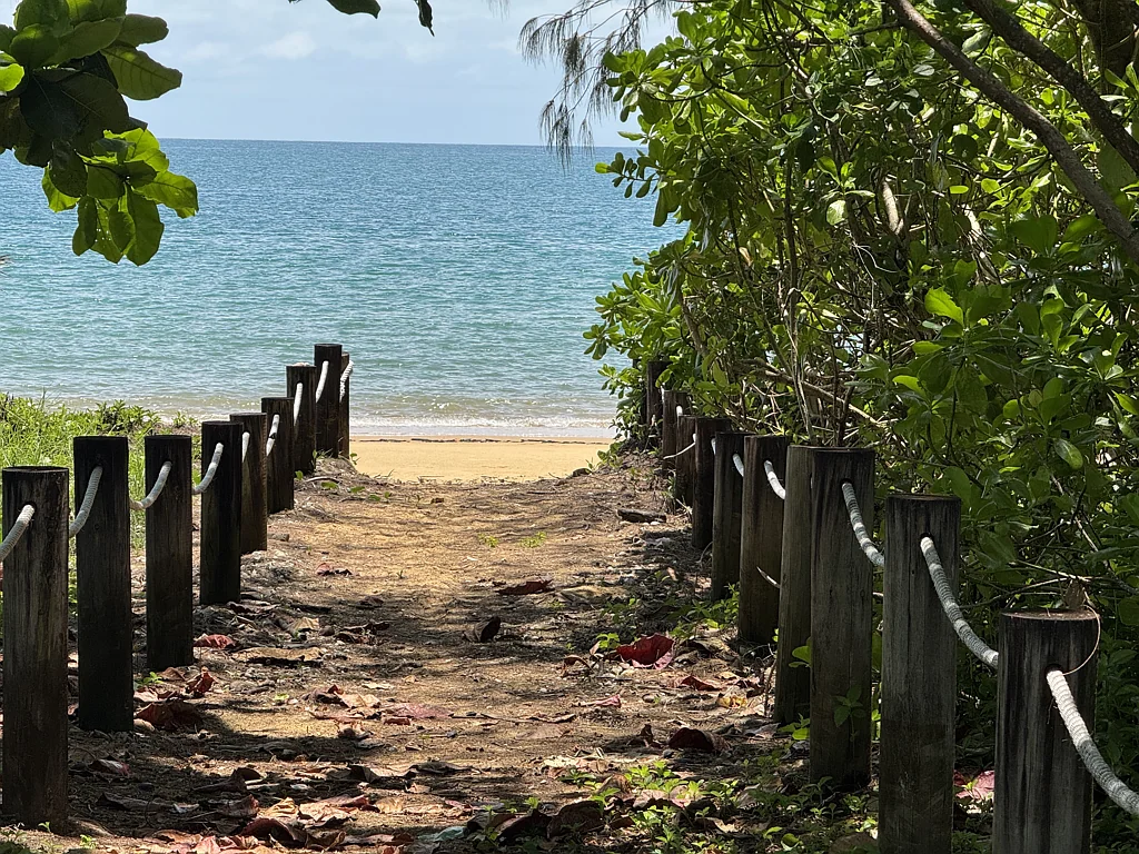 Wongaling Beach 3غرفة نوم Your Retro Beachfront Pad Awaits !