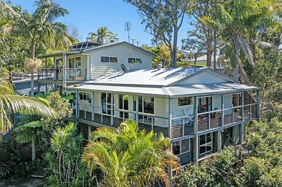 Tamborine Mountain 3 Slaapkamer MOUNTAIN LIVING WITH COASTLINE VIEWS