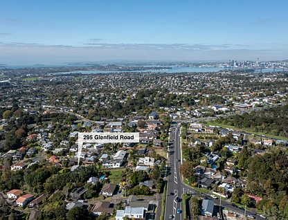 295 Glenfield Road, Glenfield, North Shore City, 4 રૂમ, 1 બાથરૂમ, House