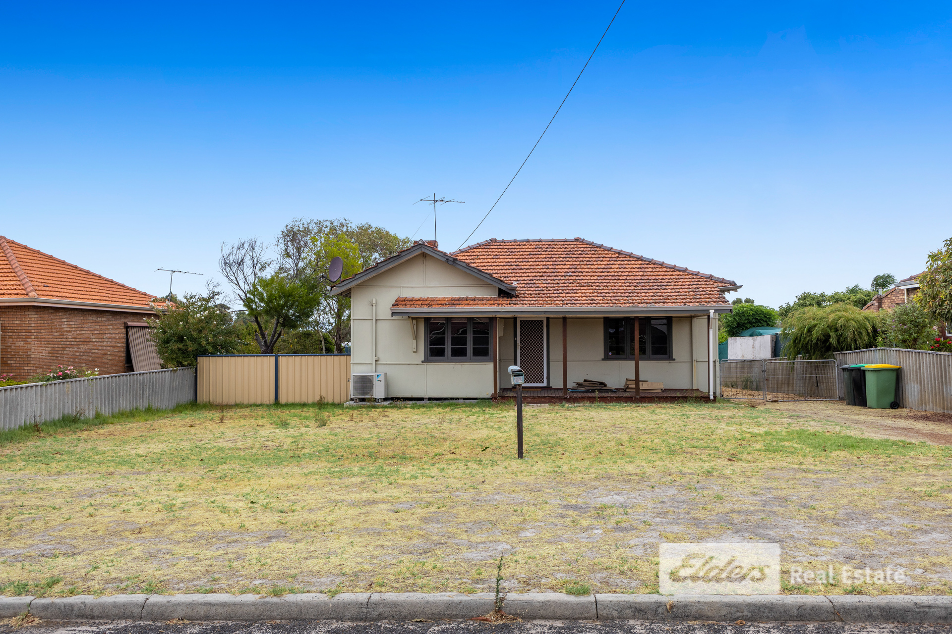 21 DEAKIN ST, COLLIE WA 6225, 0房, 0浴, House