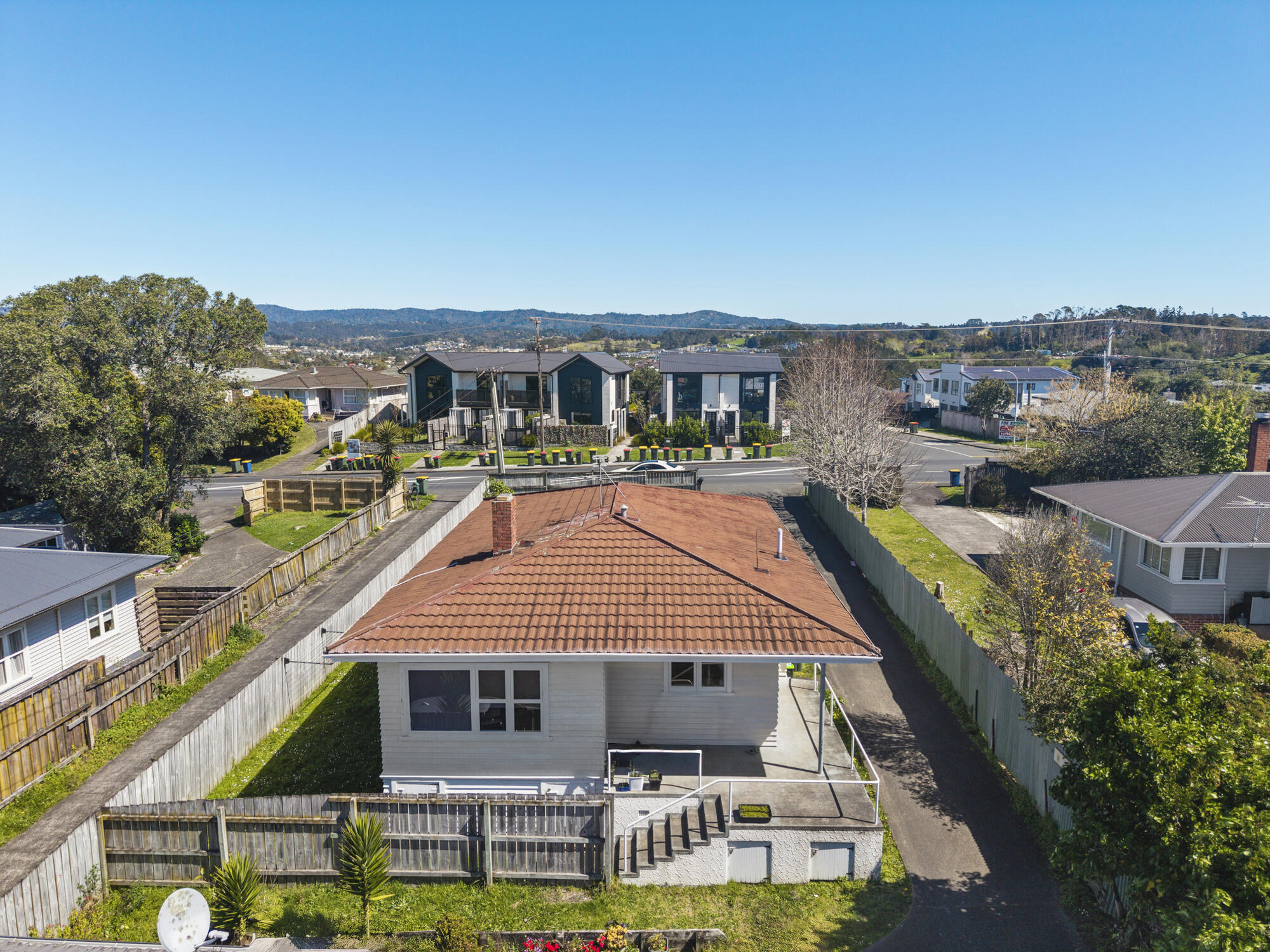 183 Don Buck Road, Massey, photo 17