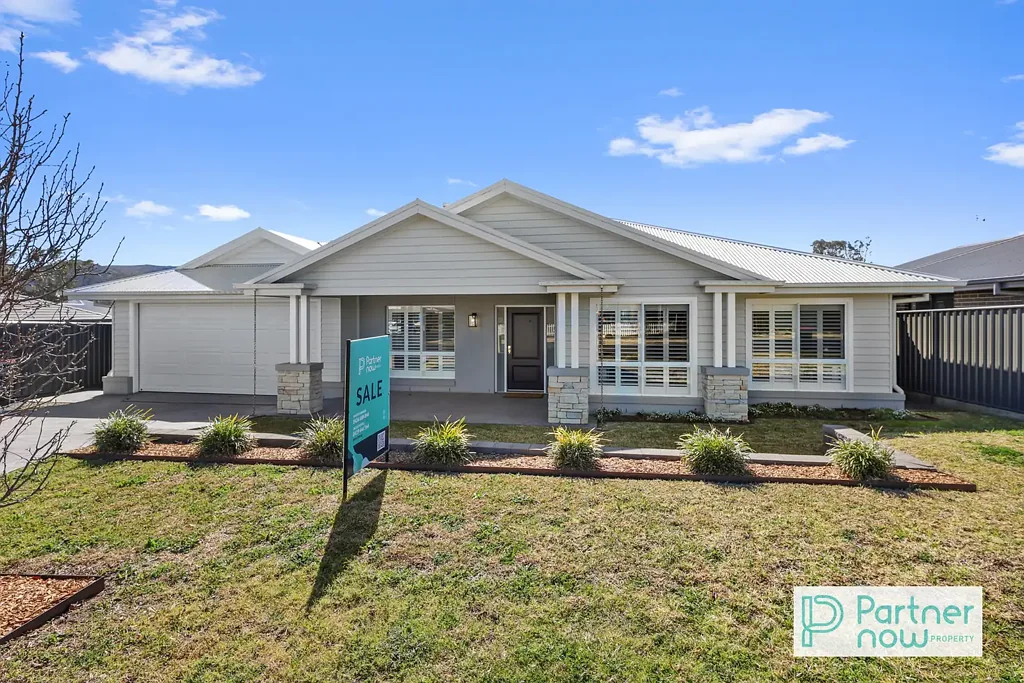 Tamworth 4બેડરૂમ Modern Family Living with Style, Space & Entertaining