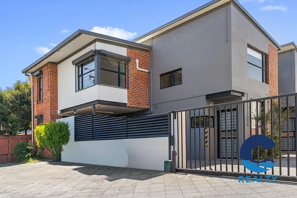 1/290 Harborne Street, Glendalough, WA 6016