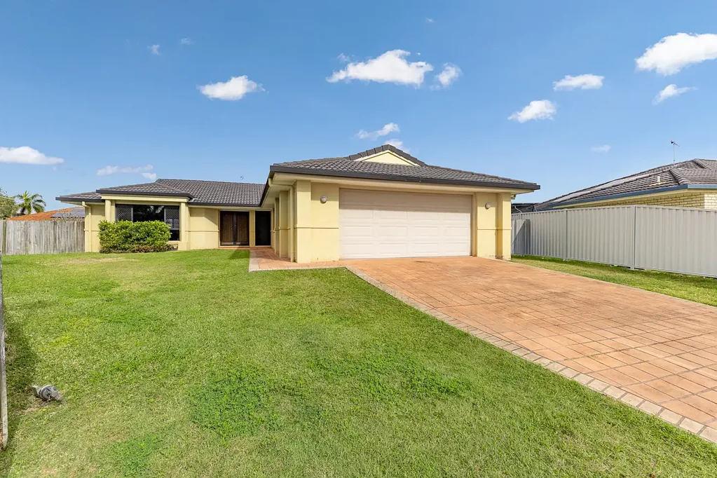 Room to Relax in the Heart of Urangan