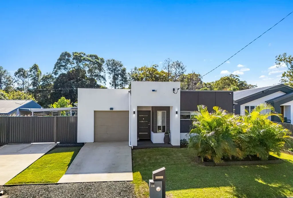 Russell Island 3 Bedroom Modern Designer Home