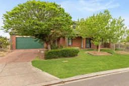 13 Balcombe Place, Hillside